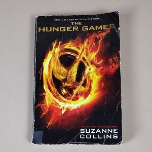 The Hunger Games Suzanne Collins Paperback YA Dystopian Novel Book